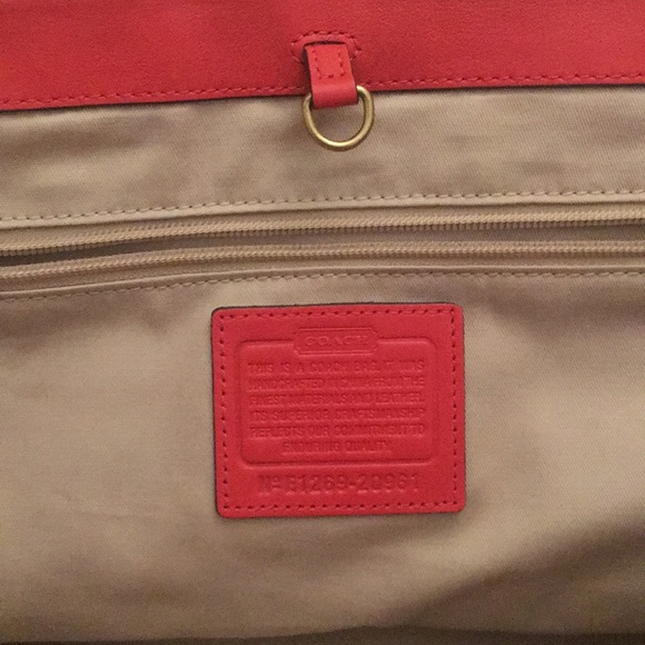 Coach shoulder bag - Picture 2 of 5